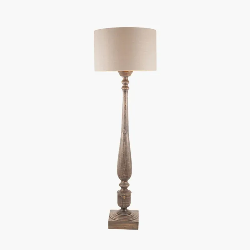 Gulvlampe i hvitvasket mangotre