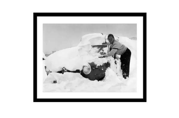 Bilde i glass sort treramme 80x120 Snømåking*