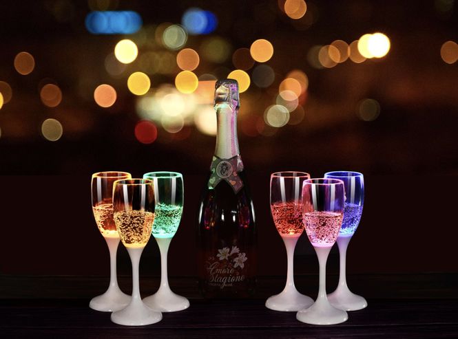 Hovedbilde Champagneglass med LED lys